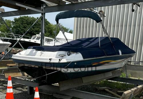 Bayliner Capri 215 Spesifikasjoner og anmeldelser